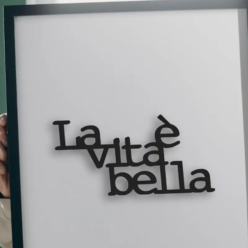 Scritta in legno la vita è bella — taglio laser